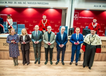 Uroczyste posiedzenie Senatu Politechniki Łódzkie. Wręczono nagrody i odznaczenia