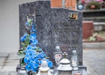 Grób Jarosława Manowskiego, arch. RŁ