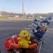 Kibice podarowali maskotki dla pacjentów szpitala w Warcie