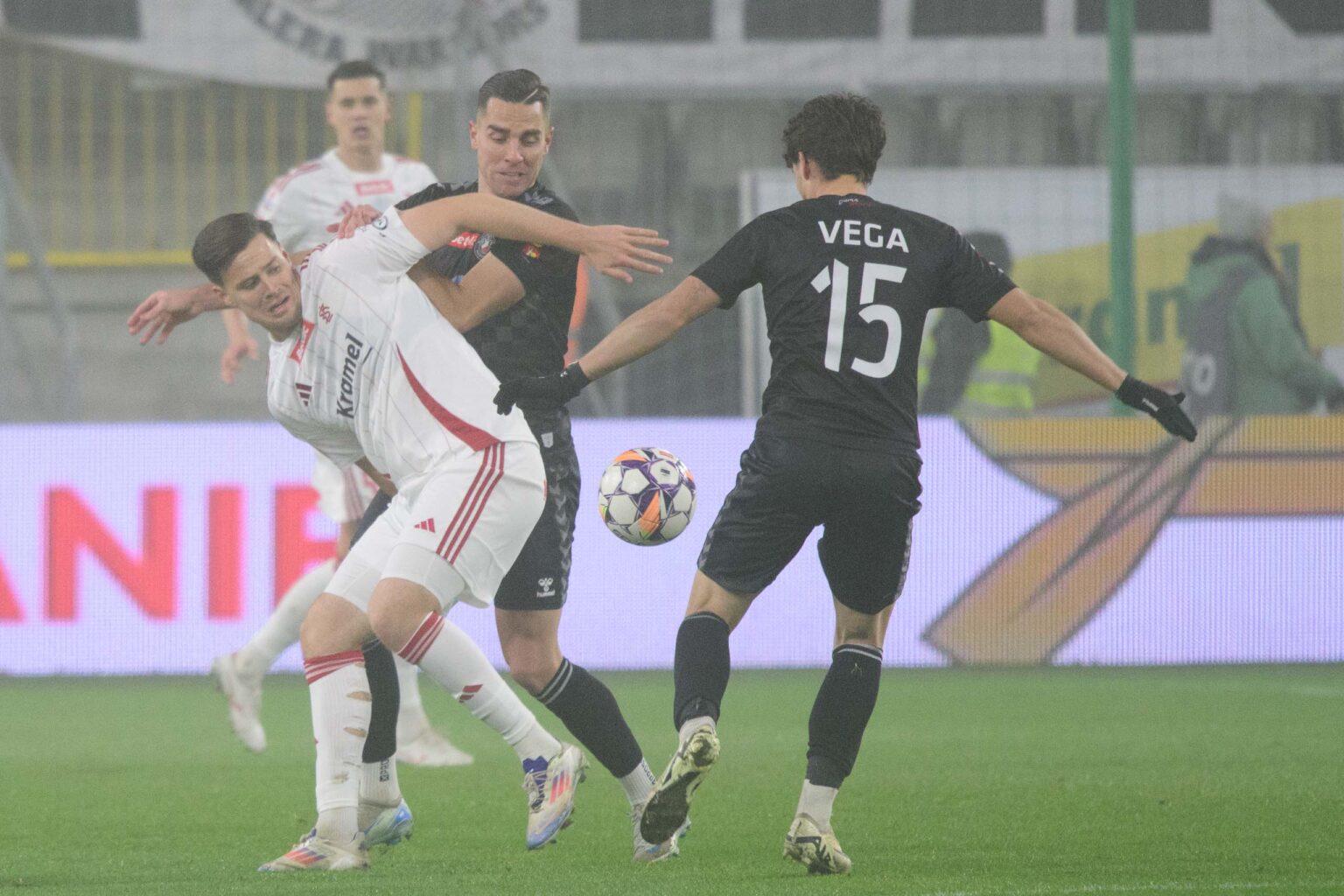 LKS Lodz vs Polonia Warszawa Fot Sebastian Szwajkowski 2