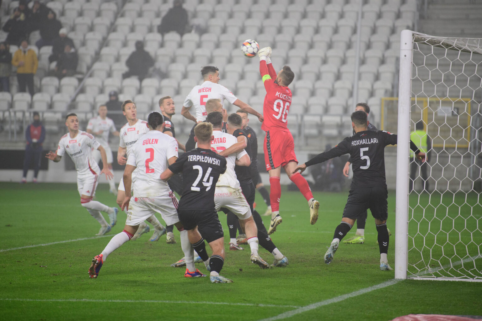 LKS Lodz vs Polonia Warszawa Fot Sebastian Szwajkowski 23