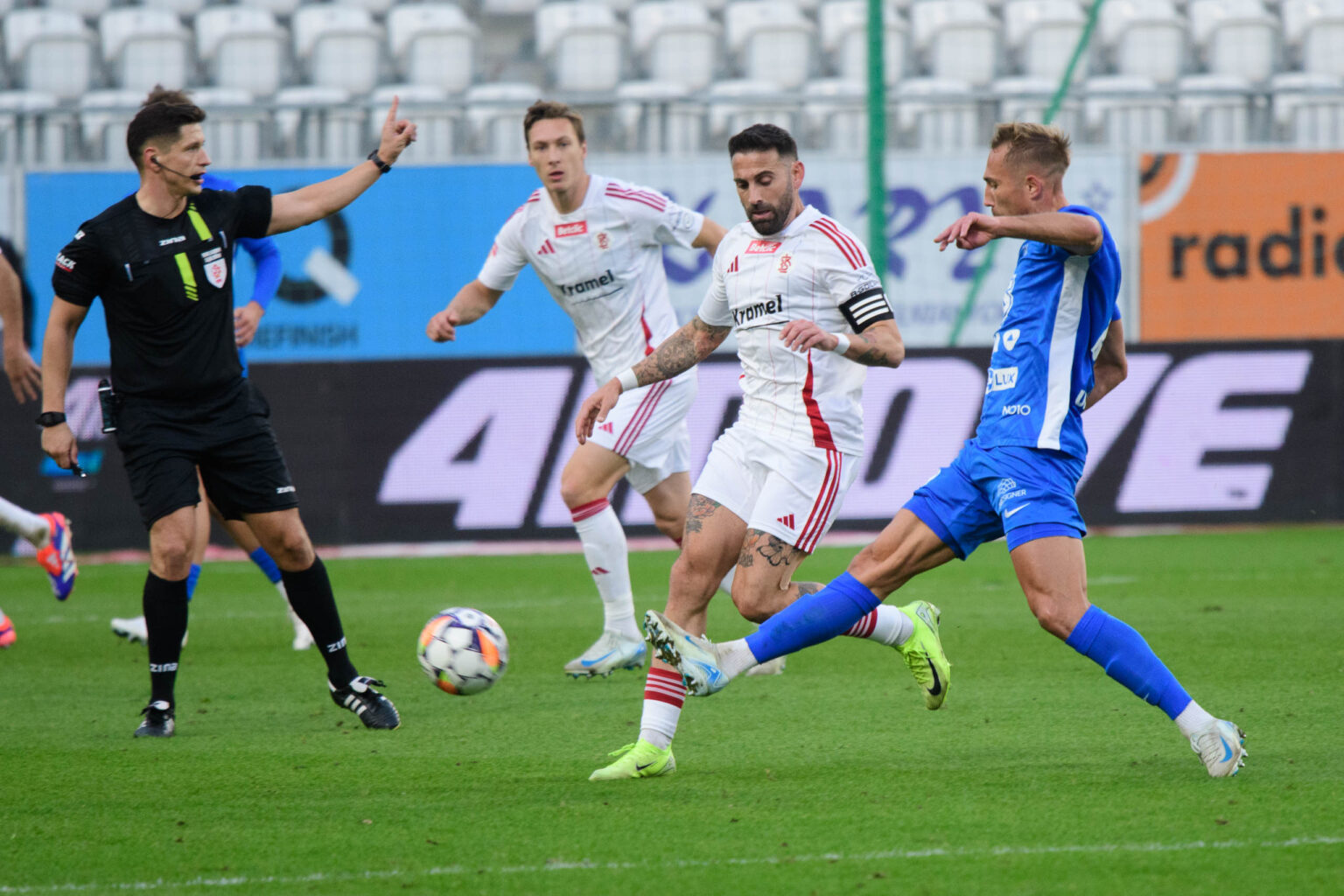 LKS Lodz vs Ruch Chorzow Fot Sebastian Szwajkowski 11