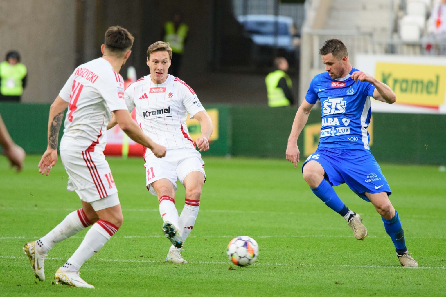 LKS Lodz vs Ruch Chorzow Fot Sebastian Szwajkowski 15