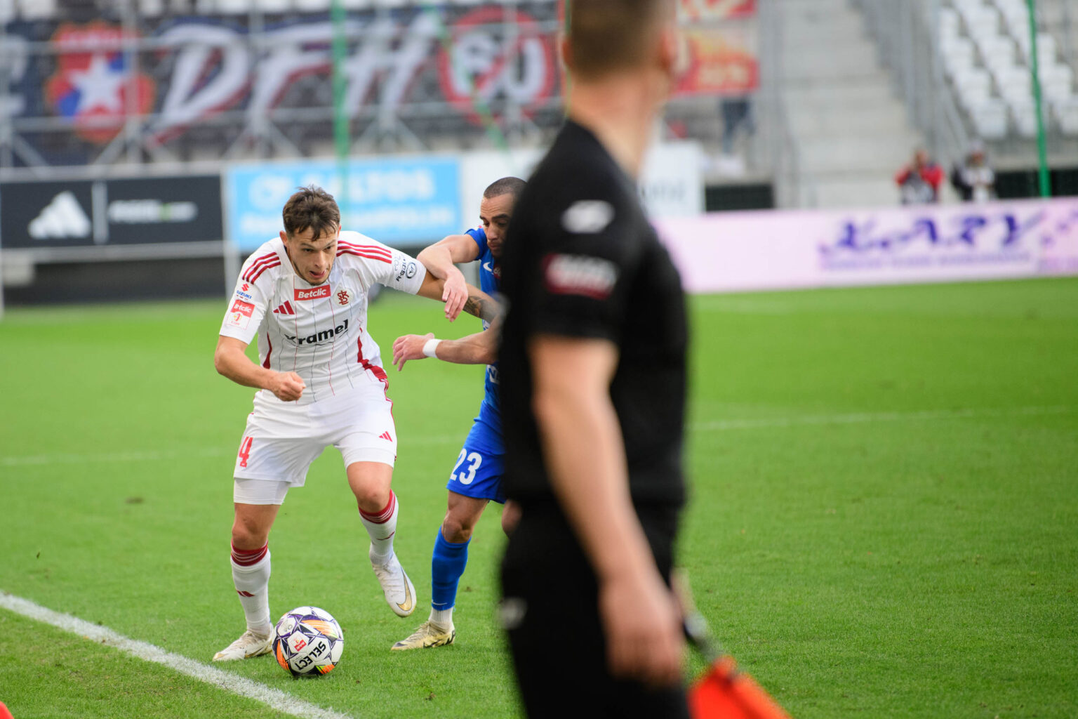 LKS Lodz vs Ruch Chorzow Fot Sebastian Szwajkowski 30