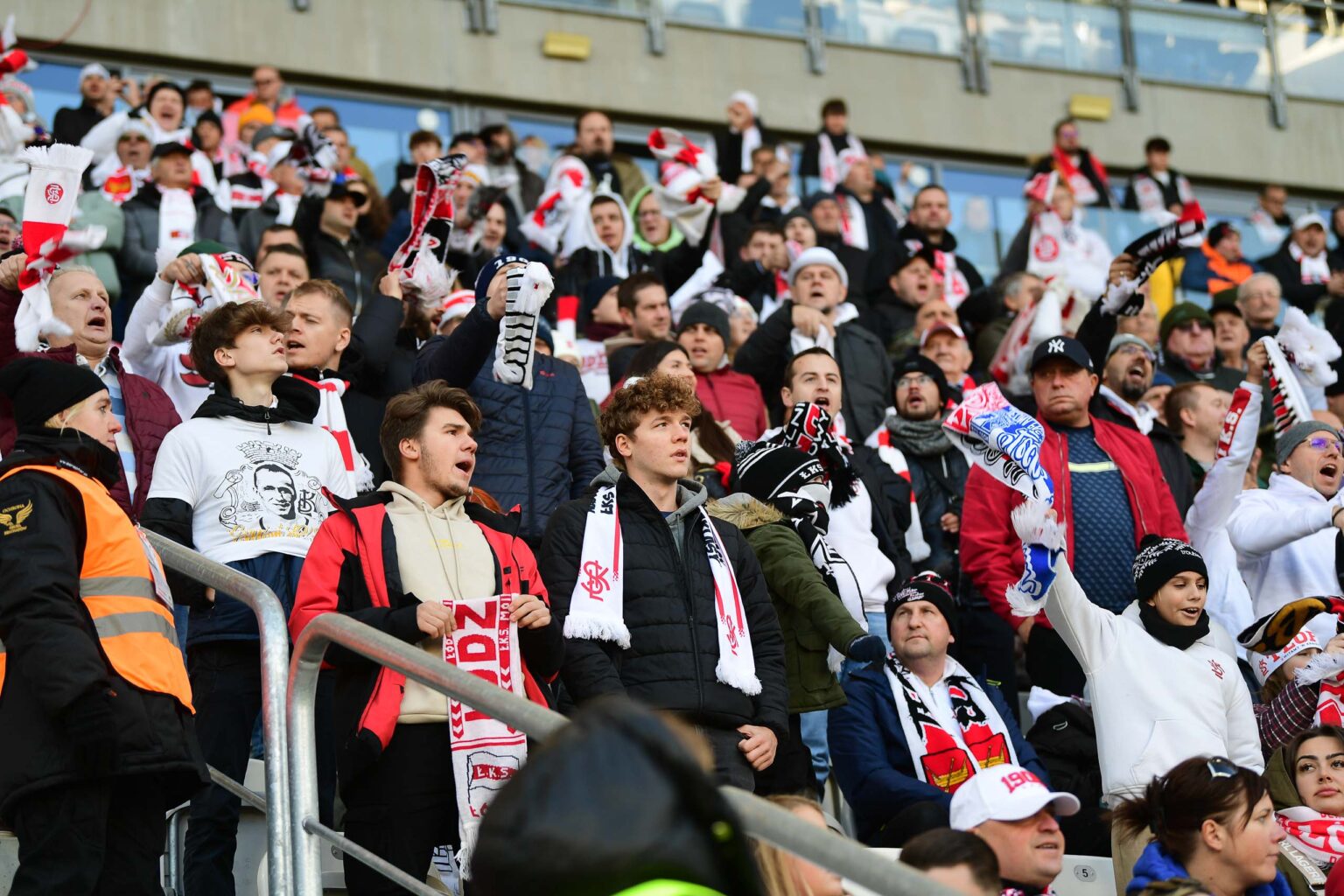 LKS Lodz vs Ruch Chorzow Kibice Fot Sebastian Szwajkowski 111