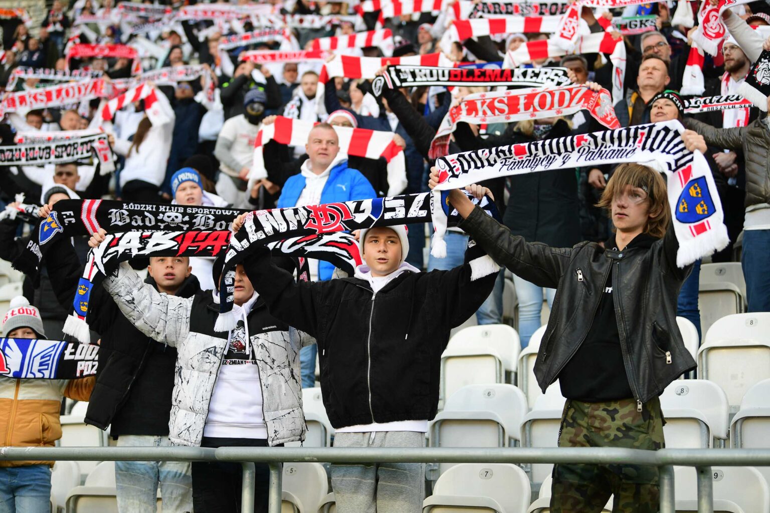 LKS Lodz vs Ruch Chorzow Kibice Fot Sebastian Szwajkowski 140