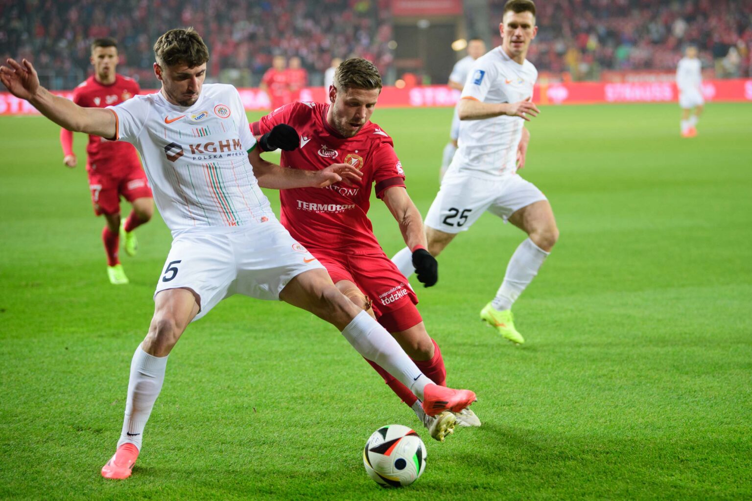 Widzew Lodz vs Zaglebie Lublin Fot Sebastian Szwajkowski 30