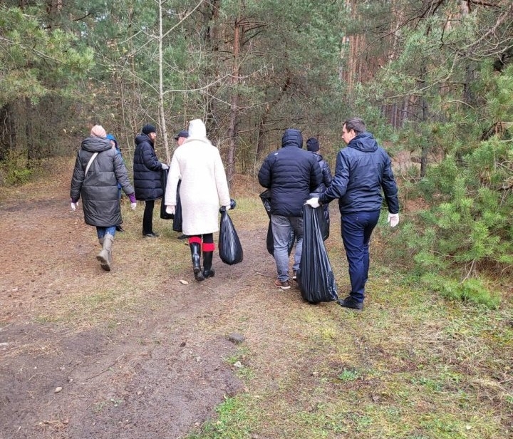 30-lecie Sulejowskiego Parku Krajobrazowego. Sprzątanie fragmentów otuliny