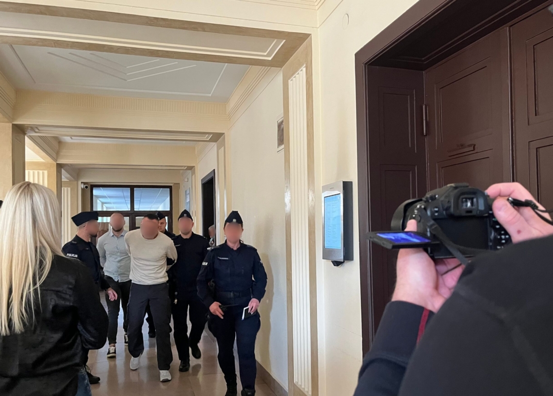 Nocna strzelanina na Rokicińskiej w Łodzi. Ruszył proces oskarżonych o zabójstwo