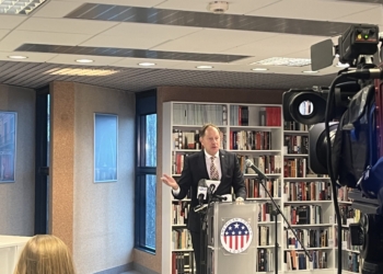 Ambasador USA Mark Brzezinski z wizytą w Łodzi. Mówił m.in. o wsparciu dla Ukrainy