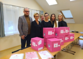 Różowe skrzyneczki