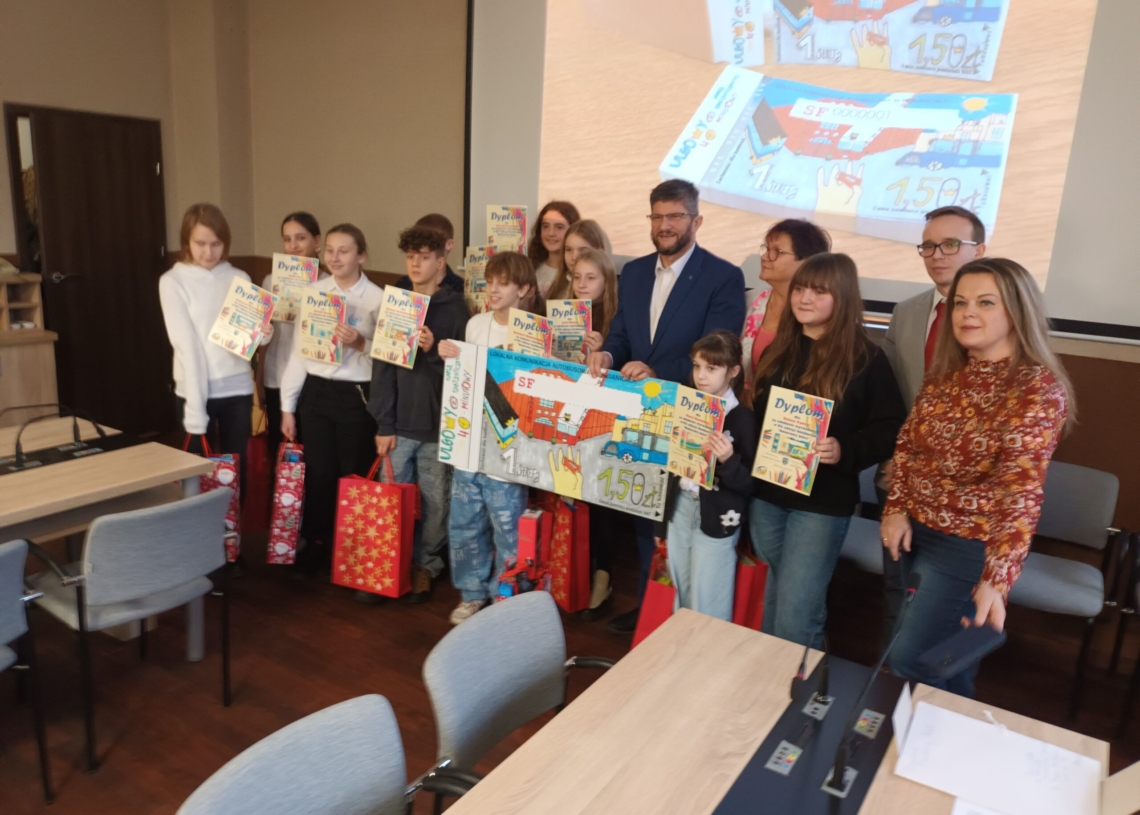 Bilety w Pabianicach z rysunkiem ucznia jednej ze szkół