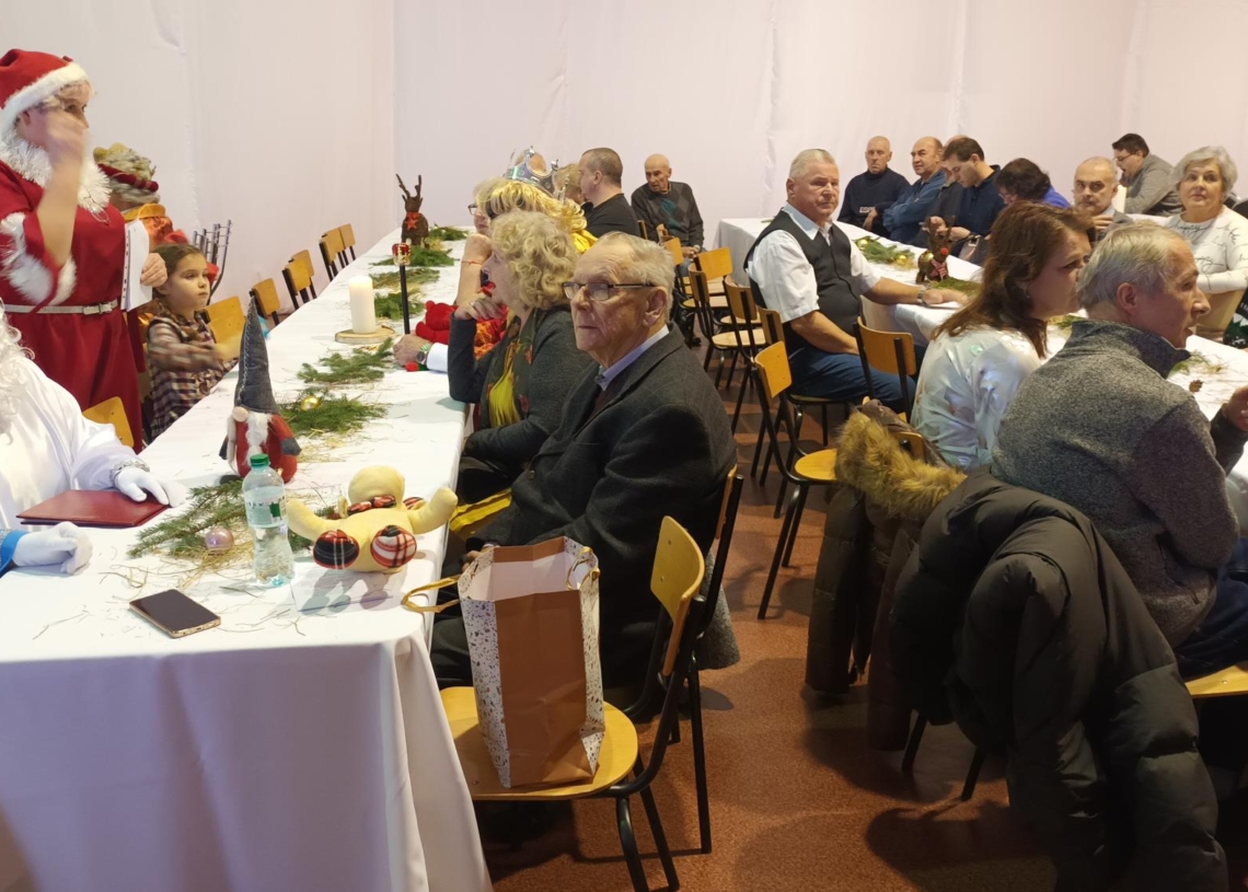 Wigilia w Skierniewicach. W spotkaniu wzięło udział kilkaset osób