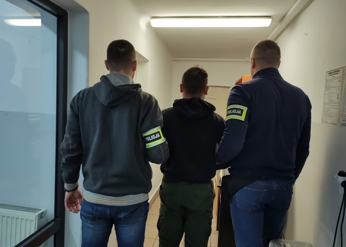 Sprawca napadu na bank w Nowej Brzeźnicy zatrzymany 1 Sprawca napadu na bank w Nowej Brzeźnicy zatrzymany