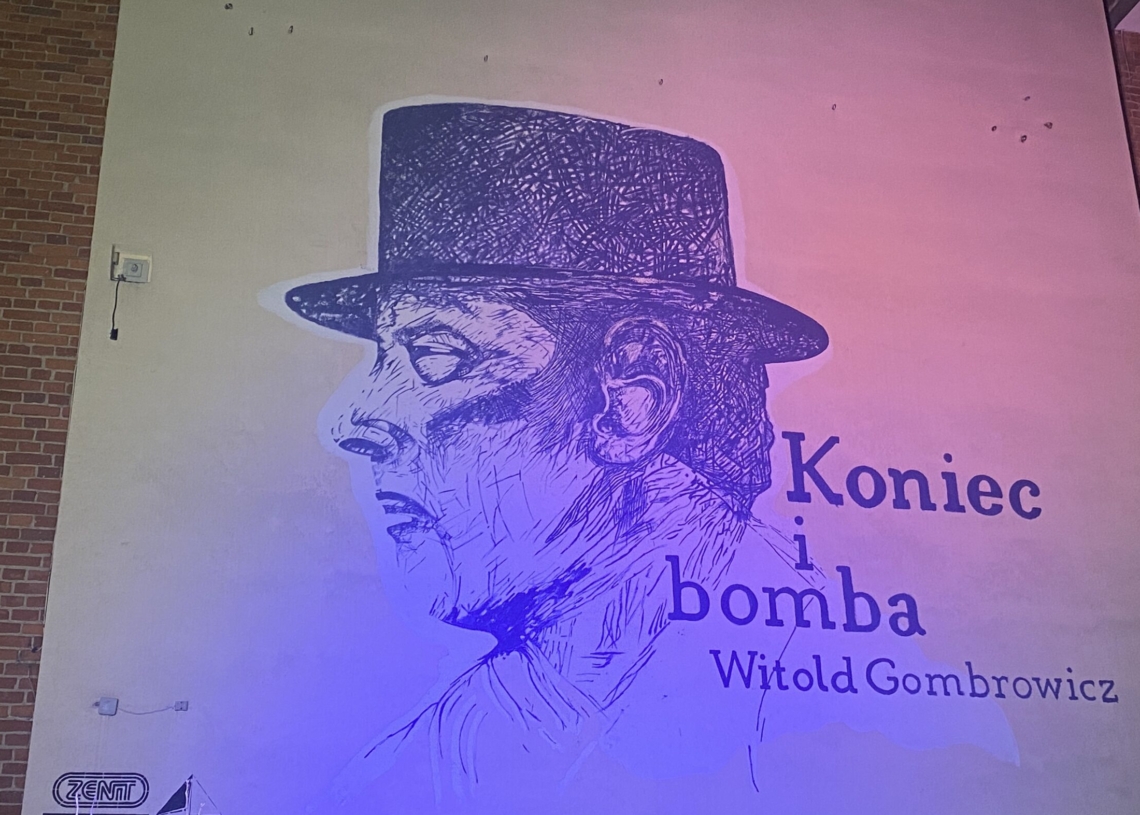 Odsłonięto mural z Gombrowiczem. To oficjalne rozpoczęcie Festiwalu Puls Literatury