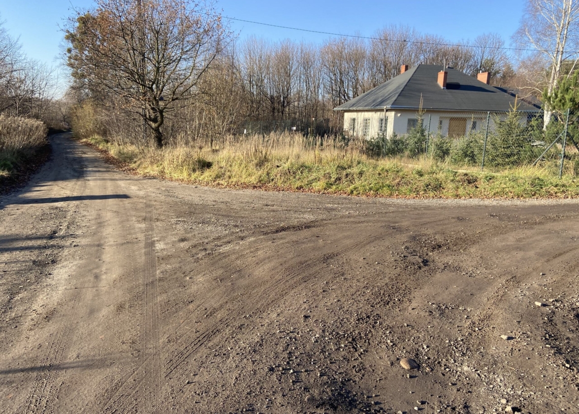 Dwie ulice osiedla Sikawa pominięte w planach remontowych Łodzi na 2025 rok. Mieszkańcy nie kryją rozczarowania 1 Osiedle Sikawa pominięte w planach remontowych. Mieszkańcy nie kryją rozczarowania