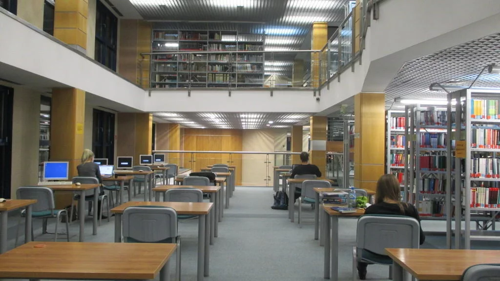 BUŁ-a do północy na czas sesji 1 Sesja egzaminacyjna coraz bliżej. BUŁa rusza na pomoc studentom!