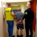 Wtargnął do obcego domu i ranił właścicielkę nożem