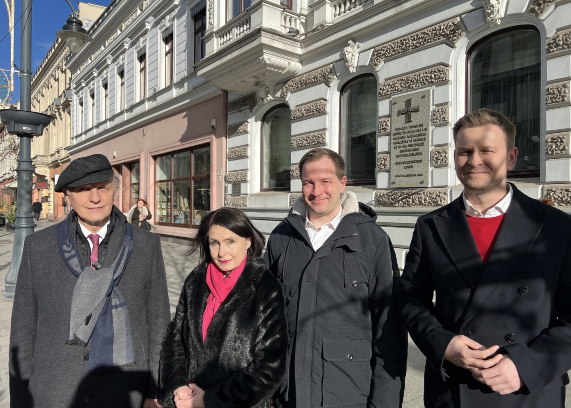 Posłanka PiS zarzuca prezydent Łodzi brak odpowiedzialności za mieszkańców 1 Posłanka PiS zarzuca prezydent Łodzi brak odpowiedzialności za mieszkańców