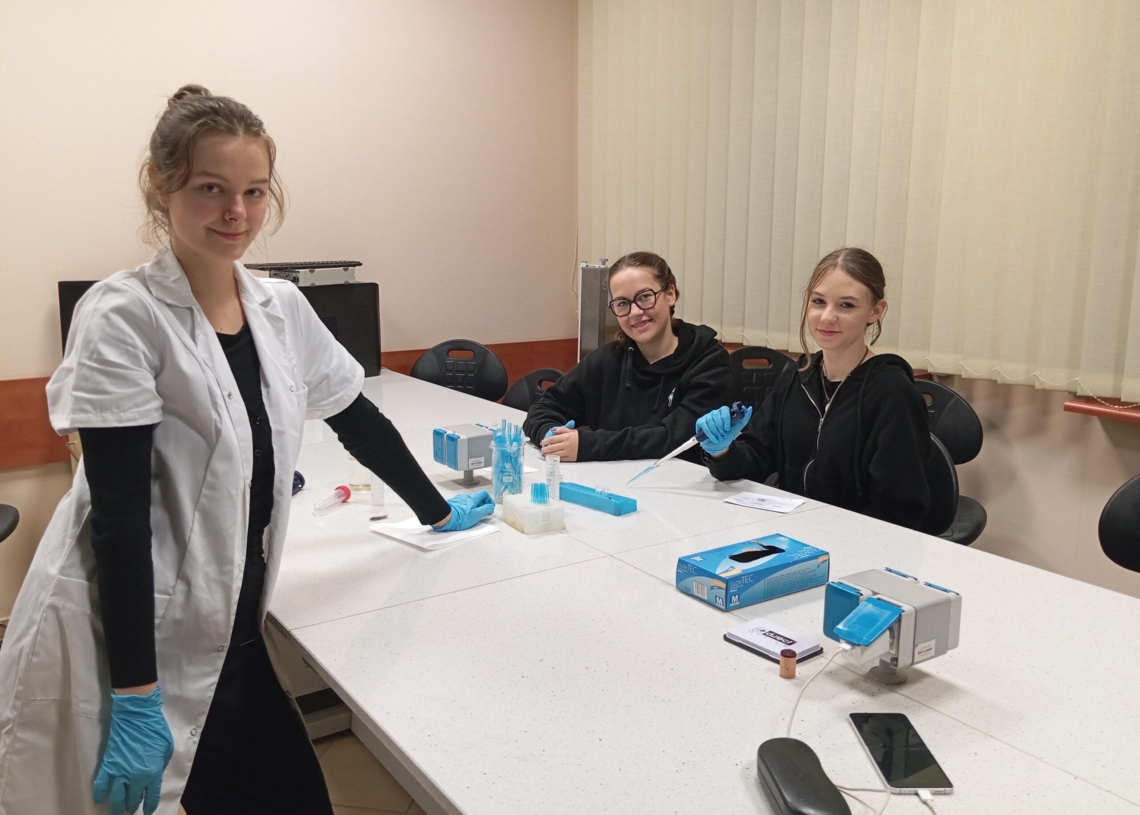 Noc Biologów. Wiedza i zabawa dla wszystkich ciekawych świata [ZDJĘCIA]