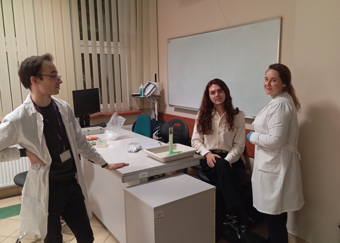 Noc Biologów. Wiedza i zabawa dla wszystkich ciekawych świata [ZDJĘCIA]
