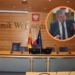 Michał Król zaśpiewał w Sejmiku Województwa Łódzkiego o „prąciu”. Teraz może mieć kłopoty