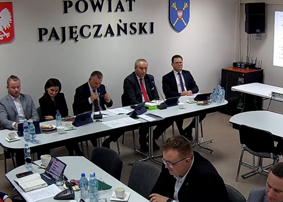 Nieudana próba odwołania starosty pajęczańskiego. Paweł Sikora pozostaje na stanowisku 1 Nieudana próba odwołania starosty pajęczańskiego