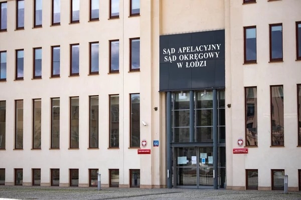 3 pracowników Sądu Okręgowego w Łodzi oskarżona o pranie brudnych pieniędzy 1 Rok więzienia za śmiertelne potrącenie 36-latka. Dziś decyzja Sądu Apelacyjnego w Łodzi