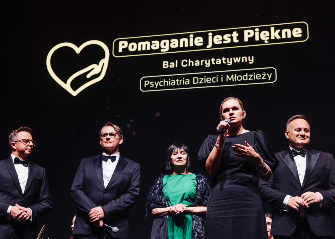 Ponad milion złotych! Bal „Pomaganie jest piękne” rozbił bank hojności [ZDJĘCIA]
