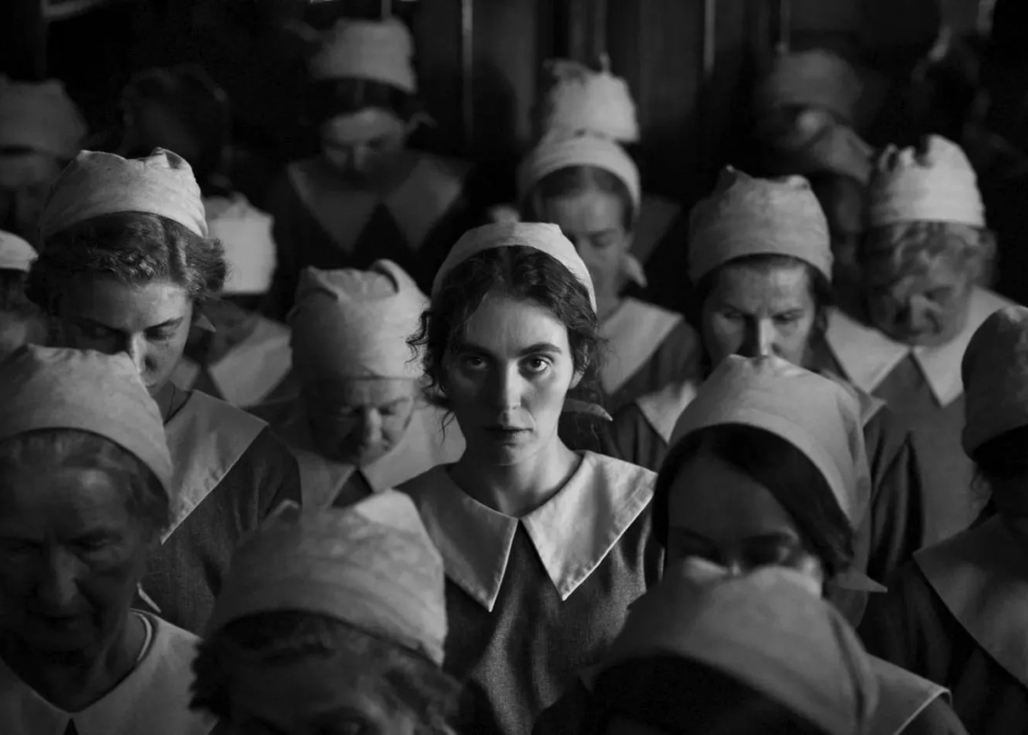„Dziewczyna z igłą” dostrzeżona przez Amerykańskie Stowarzyszenie Operatorów Filmowych. Michał Dymek z nominacją 1 „Dziewczyna z igłą”