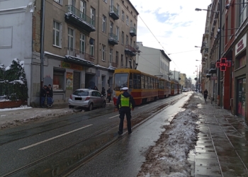 Utrudnienia na Kilińskiego w Łodzi. Tramwaje linii 1 i 5 kierowane objazdem