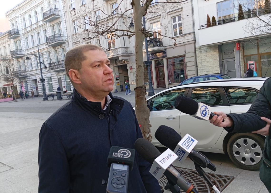 "Nie" dla deregulacji. Konferencja kandydata na prezydenta Piotra Szumlewicza 1 "Nie" dla deregulacji. Konferencja kandydata na prezydenta Piotra Szumlewicza