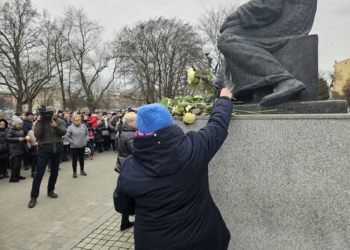 Pochód zadumy w Piotrkowie Trybunalskim. Marsz ku pamięci tragicznie zmarłego Wojtka