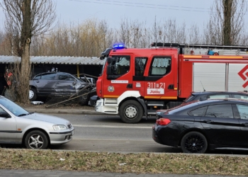 Kolizja na ul. Kusocińskiego. Na miejscu pracują służby [ZDJĘCIA]