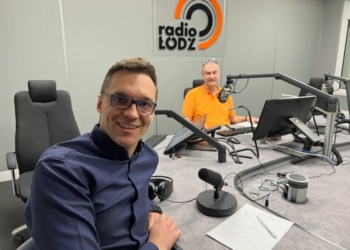 Szkiełko i oko. Nauczyciele a sztuczna inteligencja [PODCAST]