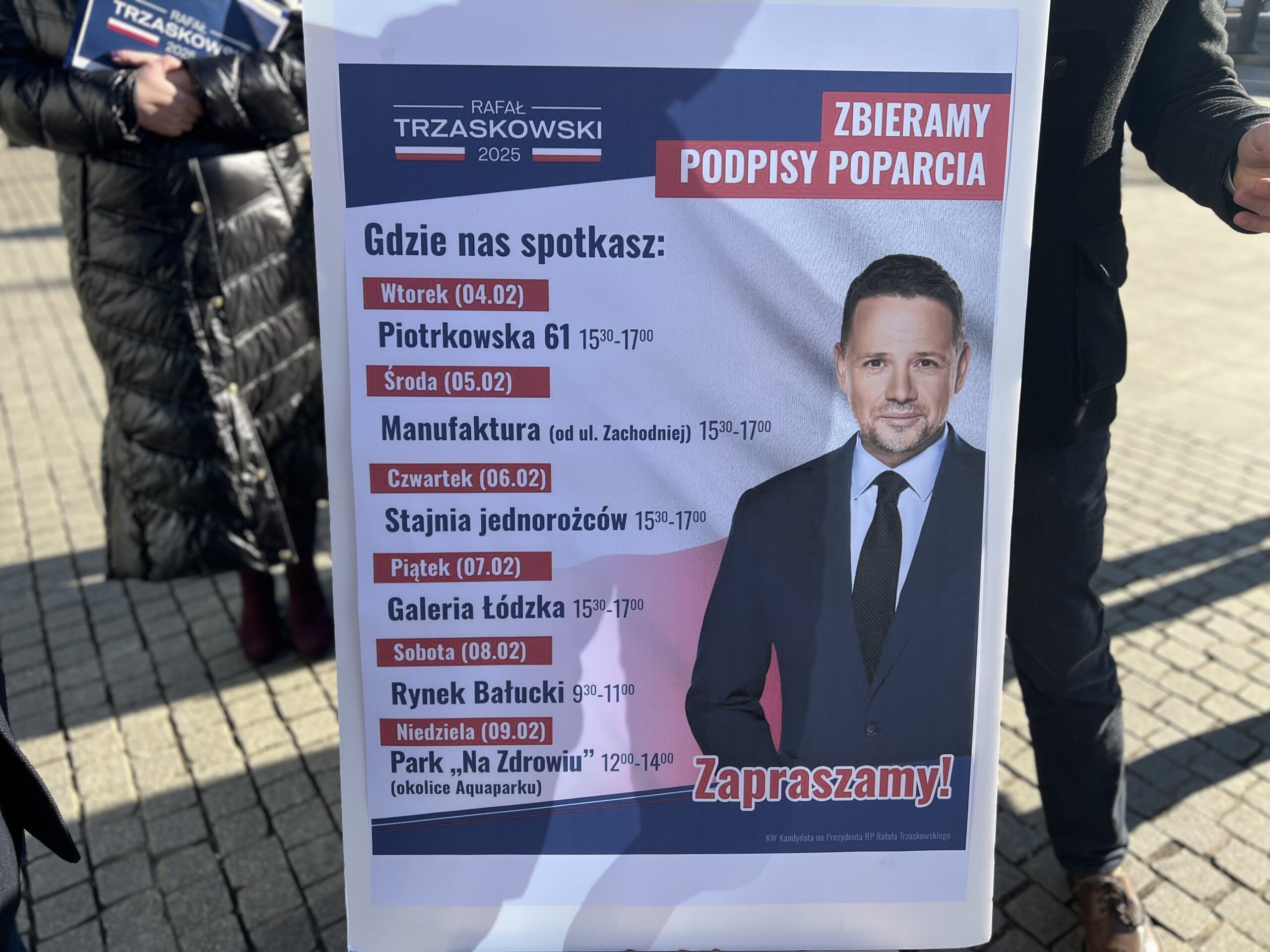 Kampania prezydencka. Łódzka KO zbiera podpisy na Trzaskowskiego 2 Kampania prezydencka. Łódzka KO zbiera podpisy na Trzaskowskiego