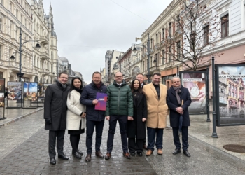 Lewica o zmianach w świadczeniach społecznych. Renta wdowia, zasiłki pogrzebowe i 800+