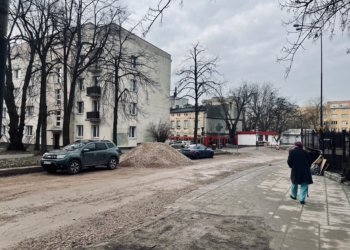 Remont Boya-Żeleńskiego w Łodzi: Miasto pozywa wykonawcę, poprawki realizuje powiązana firma [ZDJĘCIA]