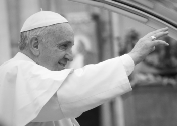Papież Franciszek nie żyje. Żałoba narodowa