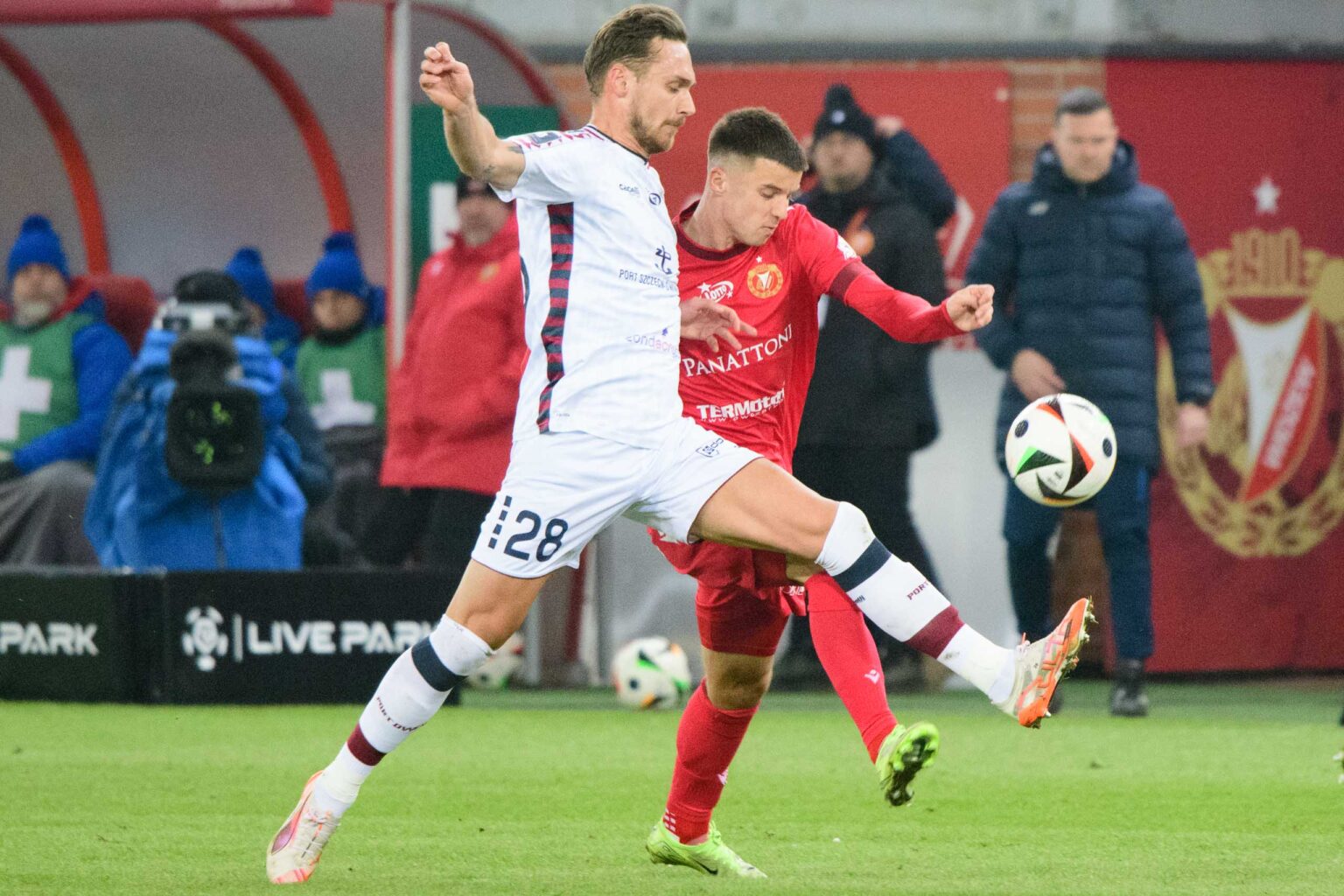Widzew Lodz vs Pogon Szczecin Fot Sebastian Szwajkowski 19