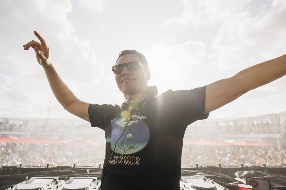 DJ Tiesto zagra w Łodzi