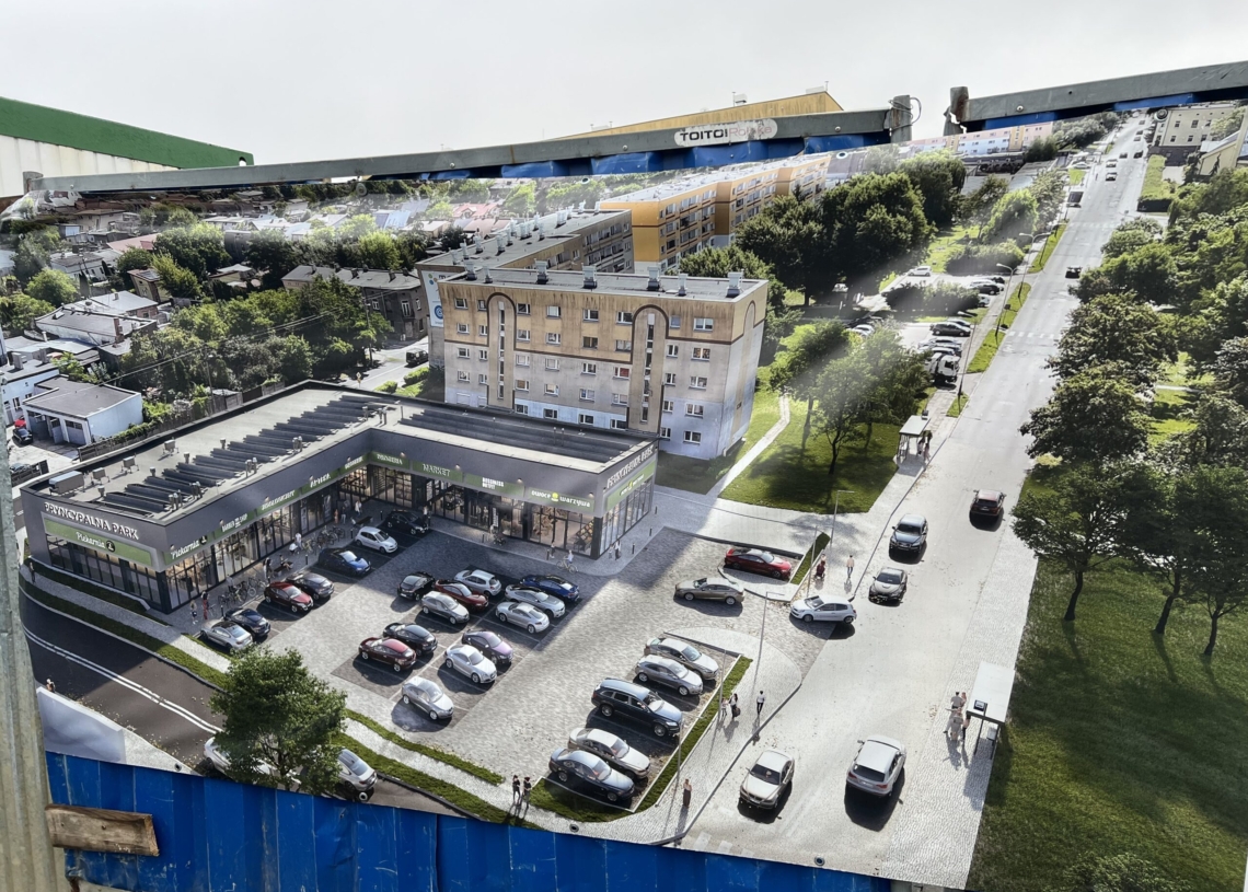 Widok na czarną ścianę. Mieszkańcy bloku przy Tuszyńskiej odgrodzeni od światła