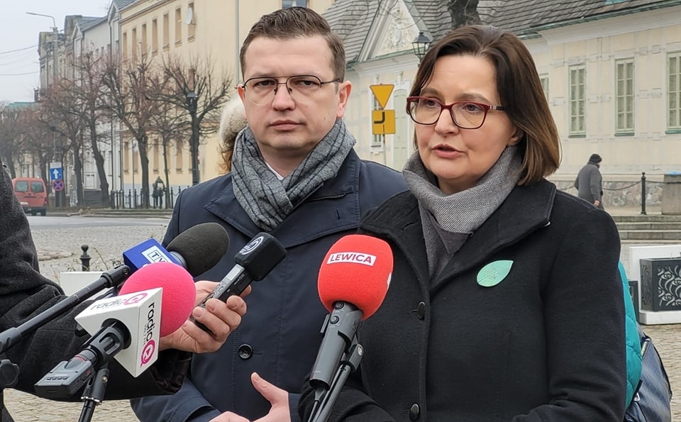 Ministerstwo bierze pod lupę nielegalne składowiska odpadów. Jedno z nich znajduje się w Kutnie 1 Ministerstwo bierze pod lupę nielegalne składowiska odpadów. Jedno z nich znajduje się w Kutnie