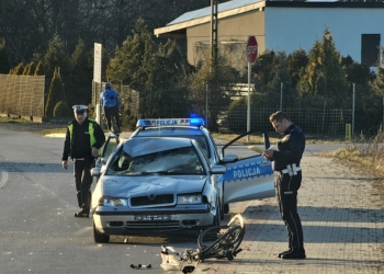 Śmiertelny wypadek w miejscowości Wola Rokszycka. 55-letni rowerzysta zmarł na miejscu