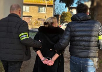 Brutalna napaść na 93-letnią seniorkę w Przedborzu. Policja zatrzymała sprawczynię