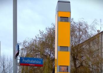 Nowy fotoradar na Dąbrowskiego. Na uruchomienie czekał rok