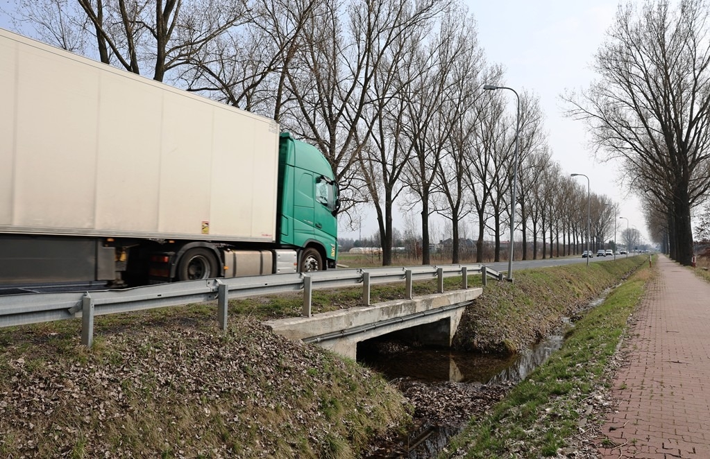 Remont mostu na ul. Łódzkiej w Piotrkowie Trybunalskim. Wprowadzono ruch wahadłowy 1 "Zaniedbany" most w Piotrkowie Trybunalskim. Miasto już niedługo wyłoni wykonawcę