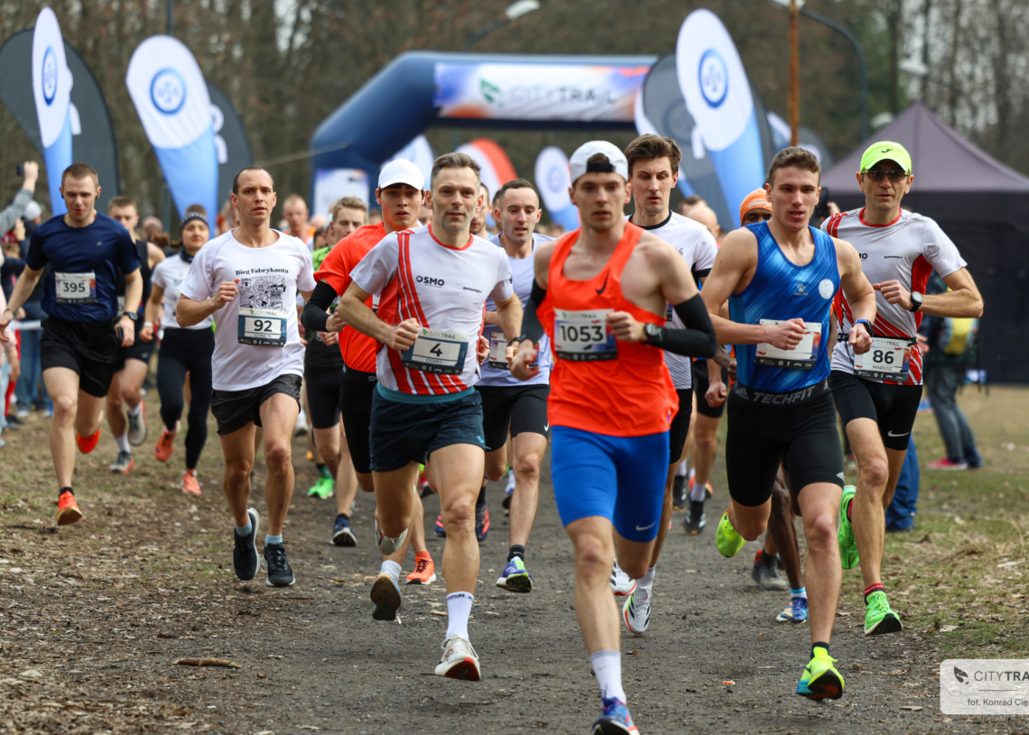 Ostatni w sezonie bieg City Trail. Rywalizowało 400 biegaczy