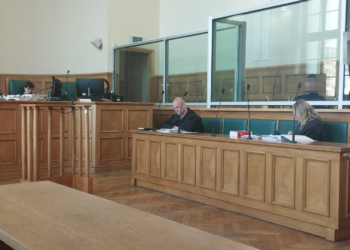 Adam Z. przed łódzkim sądem. Pseudokibic Widzewa miał kierować gangiem i handlować narkotykami
