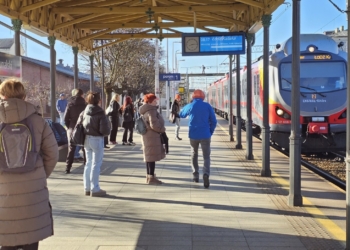 Piotrków Trybunalski: pasażerowie krytykują zmiany w kolejowym rozkładzie jazdy